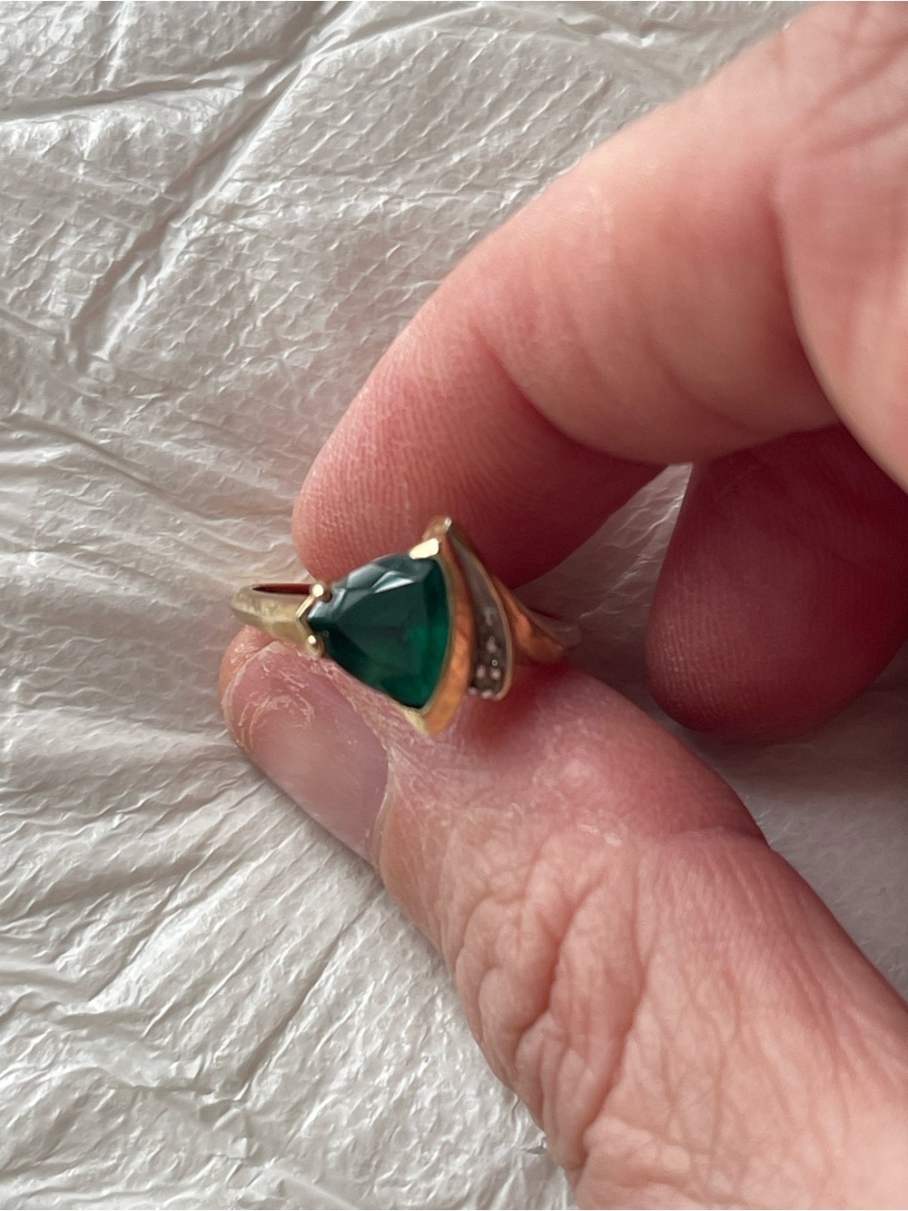 10K Gold Ring with Emerald Triangular Stone and Accent Diamonds size 7